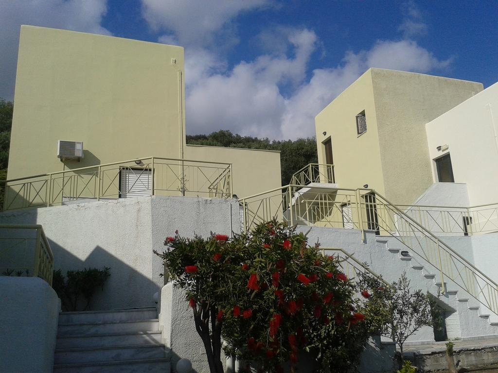 Polyrizos Hotel Rodhákinon Exterior foto